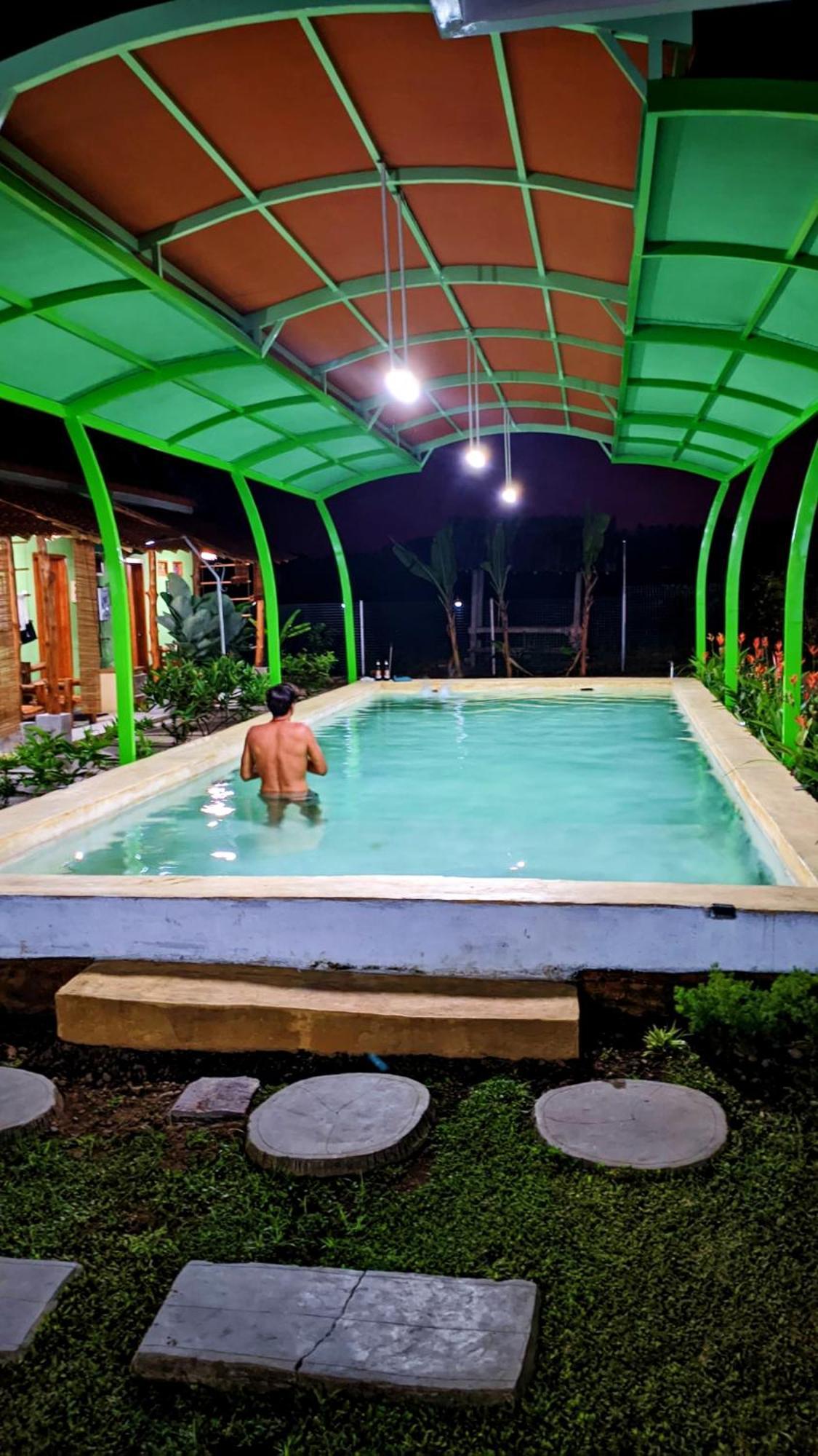 Wooden Kemiren Homestay Banyuwangi Banyuwangi  Exterior photo