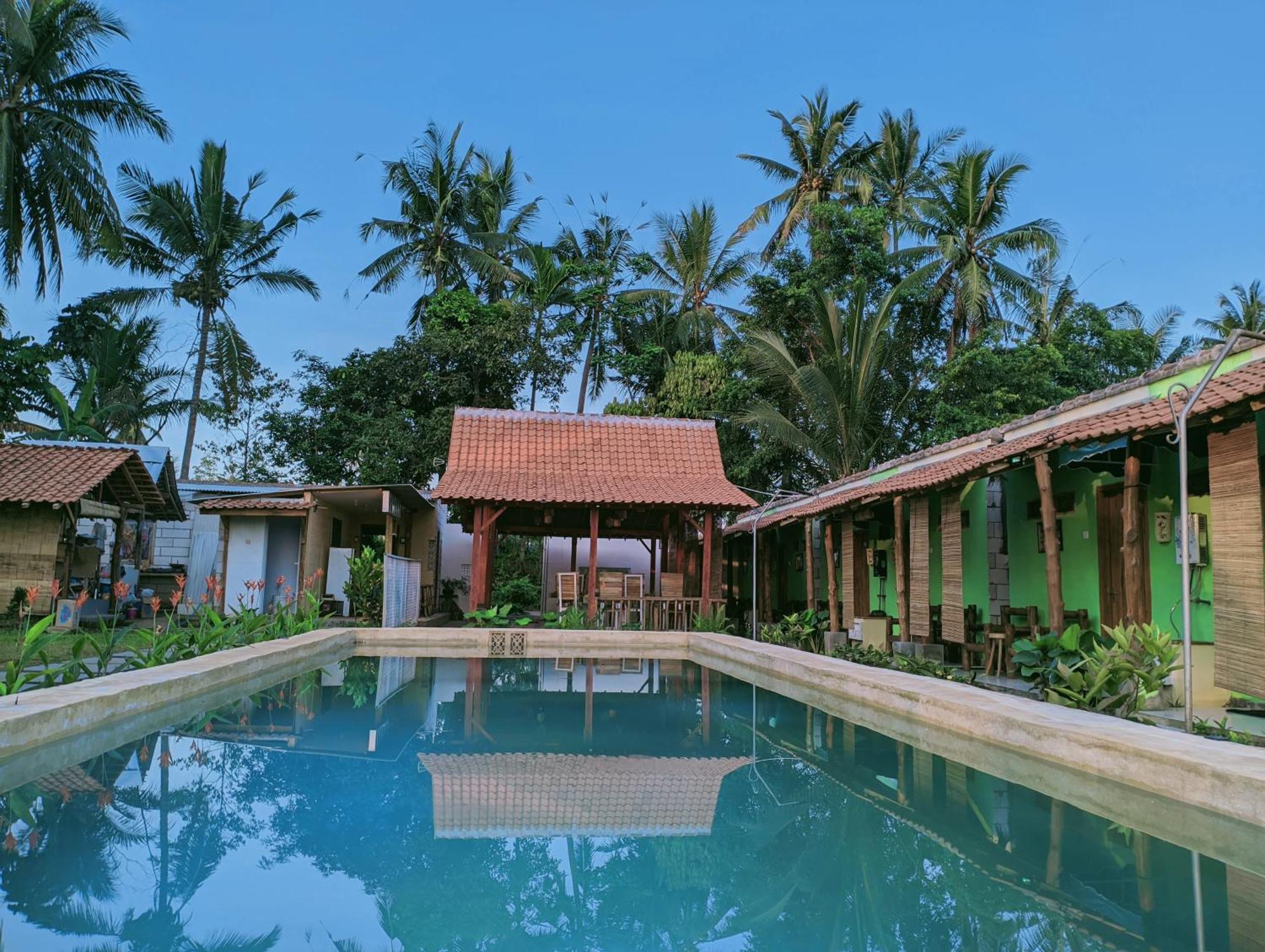 Wooden Kemiren Homestay Banyuwangi Banyuwangi  Exterior photo