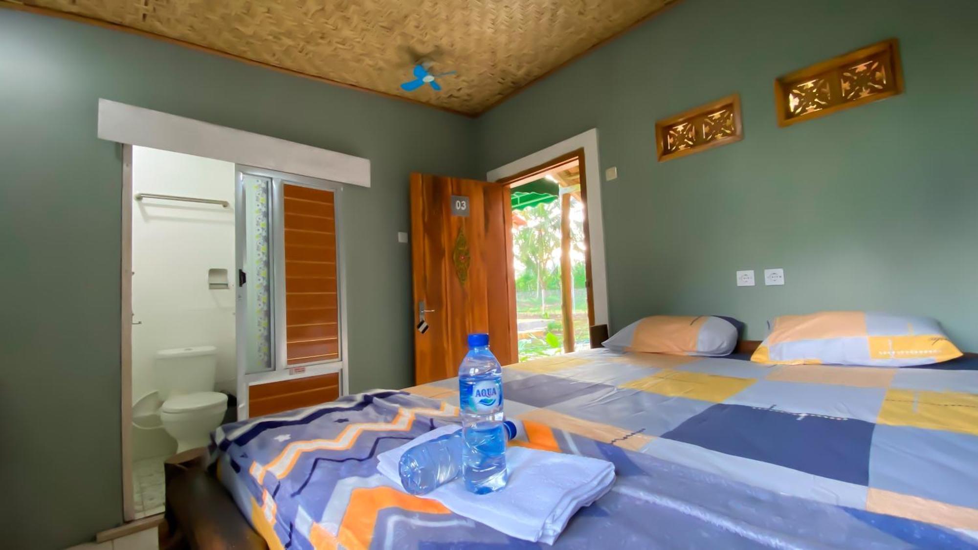 Wooden Kemiren Homestay Banyuwangi Banyuwangi  Exterior photo